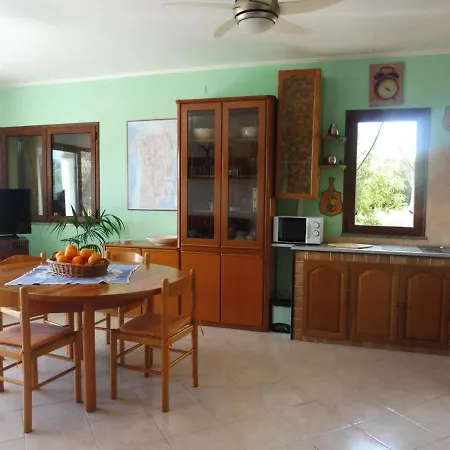 Casa Miriam - Appartamenti Vacanze Villaputzu Buitenkant foto
