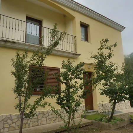 Casa Miriam - Appartamenti Vacanze Villaputzu Buitenkant foto